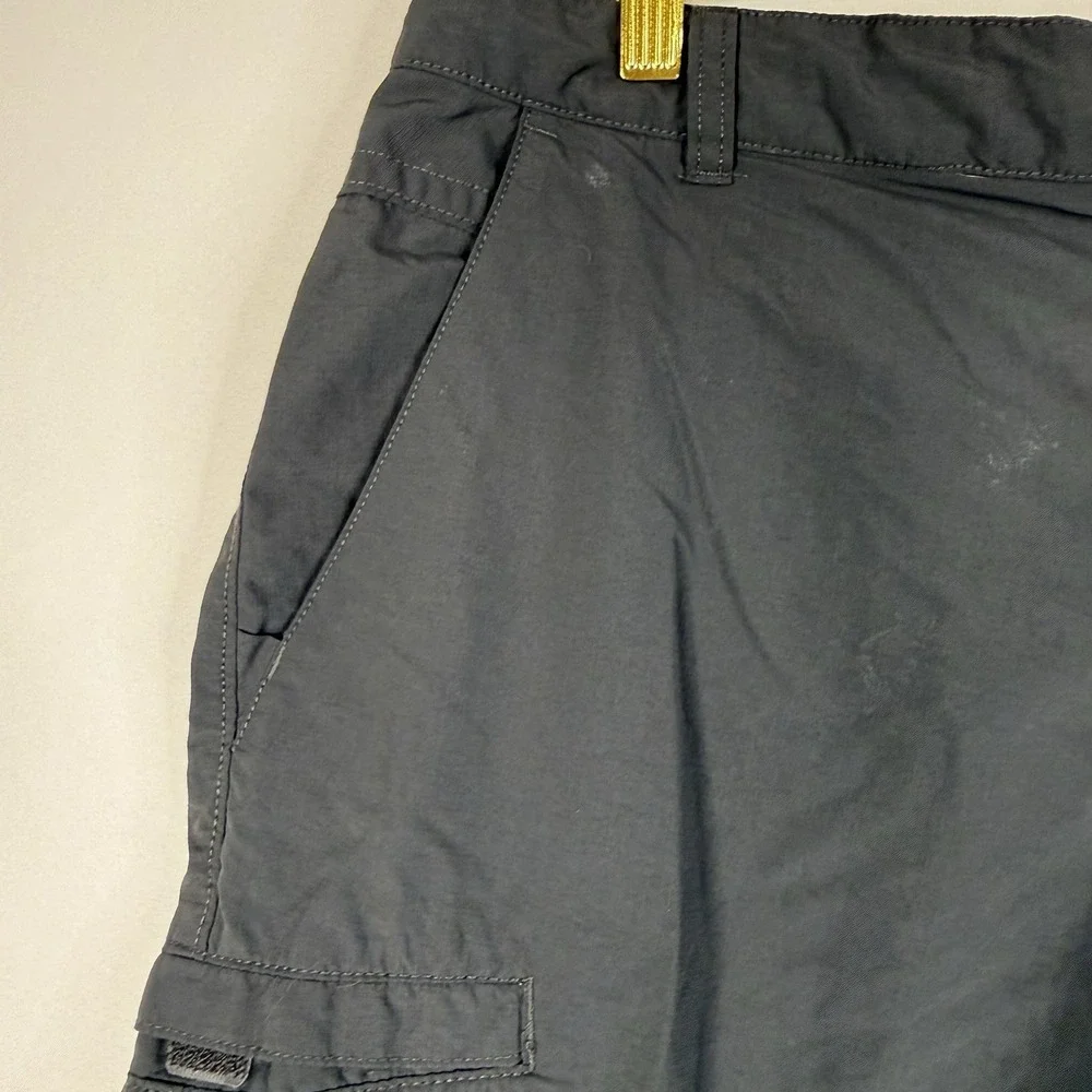 The North Face Men's Gray Cargo Shorts Size 32 Regular Fit Outdoor Hiking